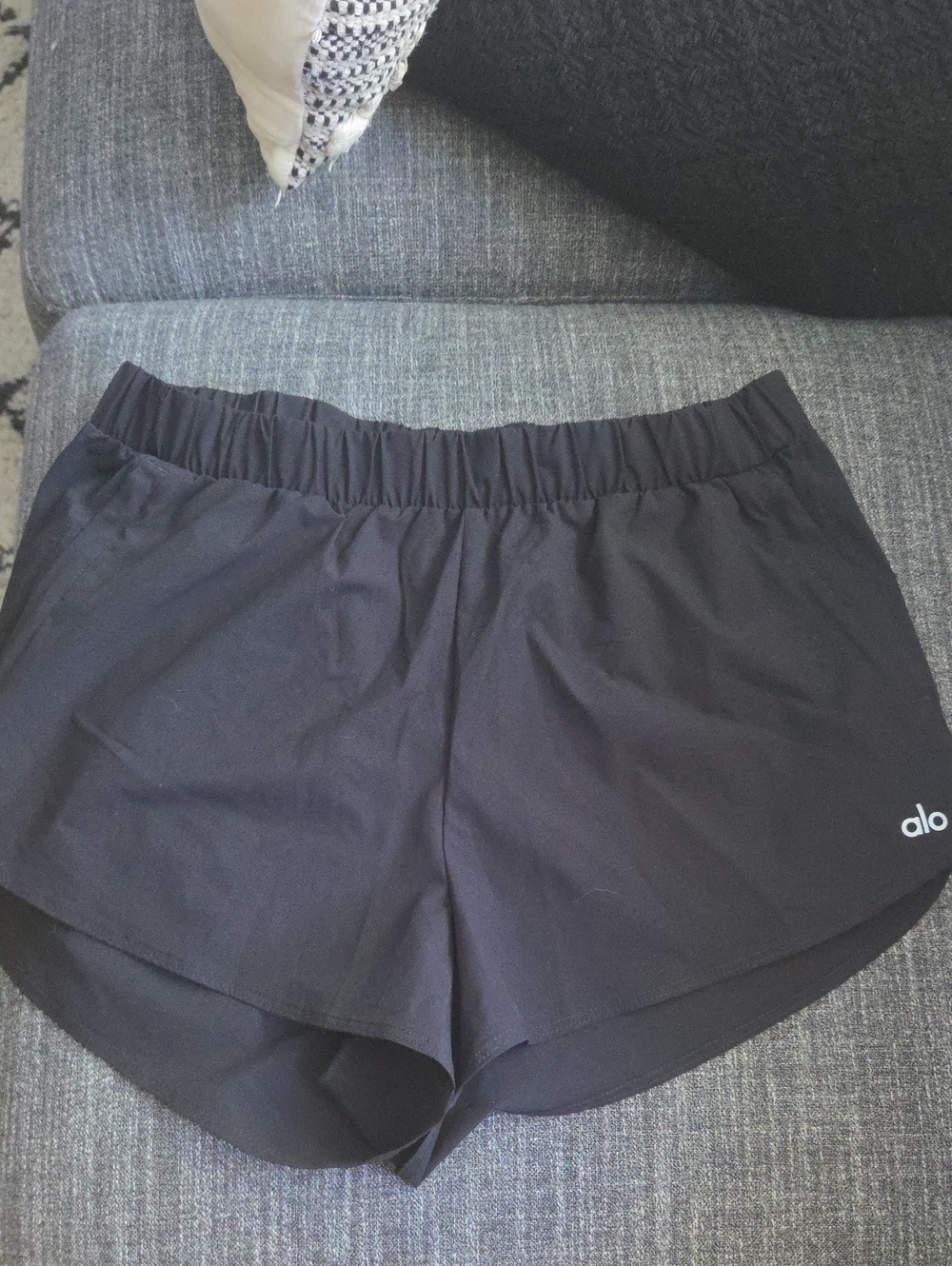 Alo Yoga Playmaker Dolphin Shorts M
